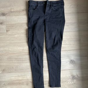 Jeans (3 for 20, 4 for 30 deal)